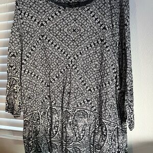 Lucky Brand Navy and White Floral Top